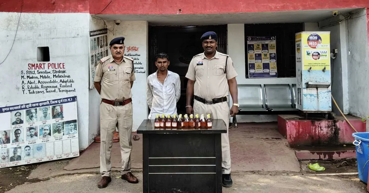 Durg-bhilai-news अवैध शराब बेचने वाले को कुम्हारी पुलिस ने दबोचा