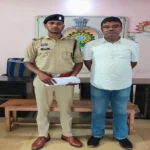 अधिक दाम पर खाद बेचने वाला दुकान संचालक गिरफ्तार, भेजा गया जेल