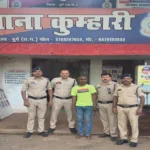 अवैध संबंध के शक में पत्नी की हंसिया से हत्या: क़त्ल के बाद व्हाट्सएप पर डाला स्टेटस